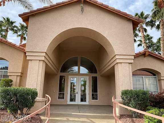2nd image of 2925 Wigwam Pkwy APT 1122