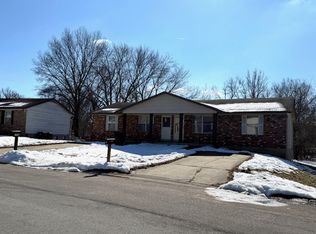 104 Timberbrook Dr APT A, Saint Peters, MO 63376