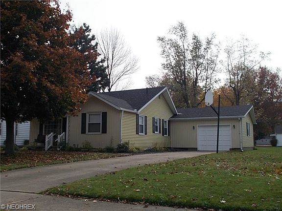 2nd image of 2546 Arlington Ave