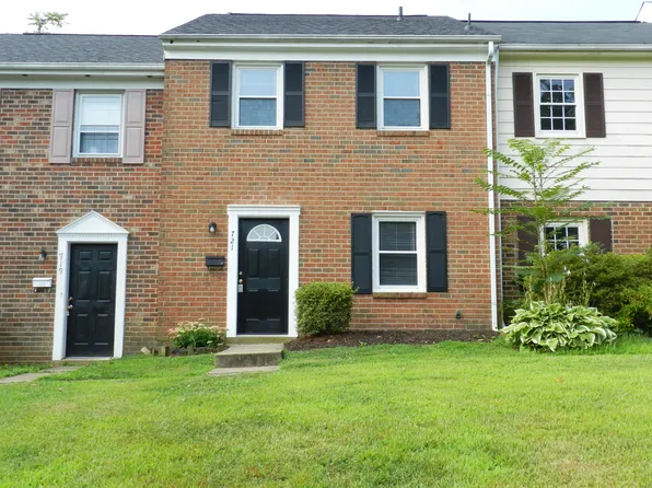 721 Olde Greenwich Cir, Fredericksburg, VA 22408