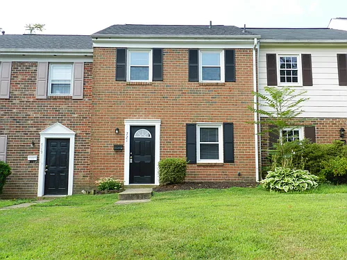 721 Olde Greenwich Cir Photo 1