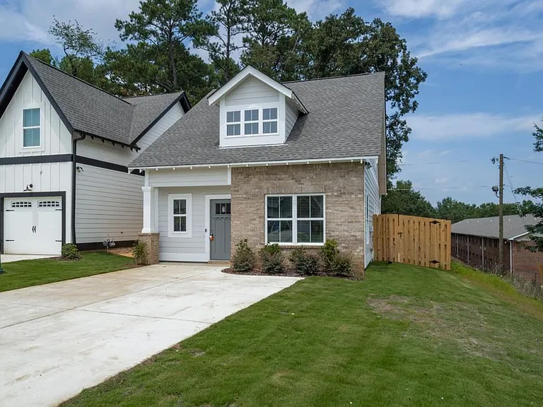 168 Patton Way — Photo 2