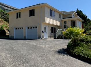 960 Bridge View Ct, Astoria, OR 97103