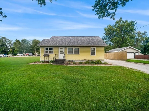 425 Grand Blvd, Evansdale, IA 50707