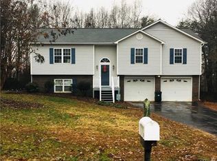 228 Sequoyah Cir, Morganton, NC 28655
