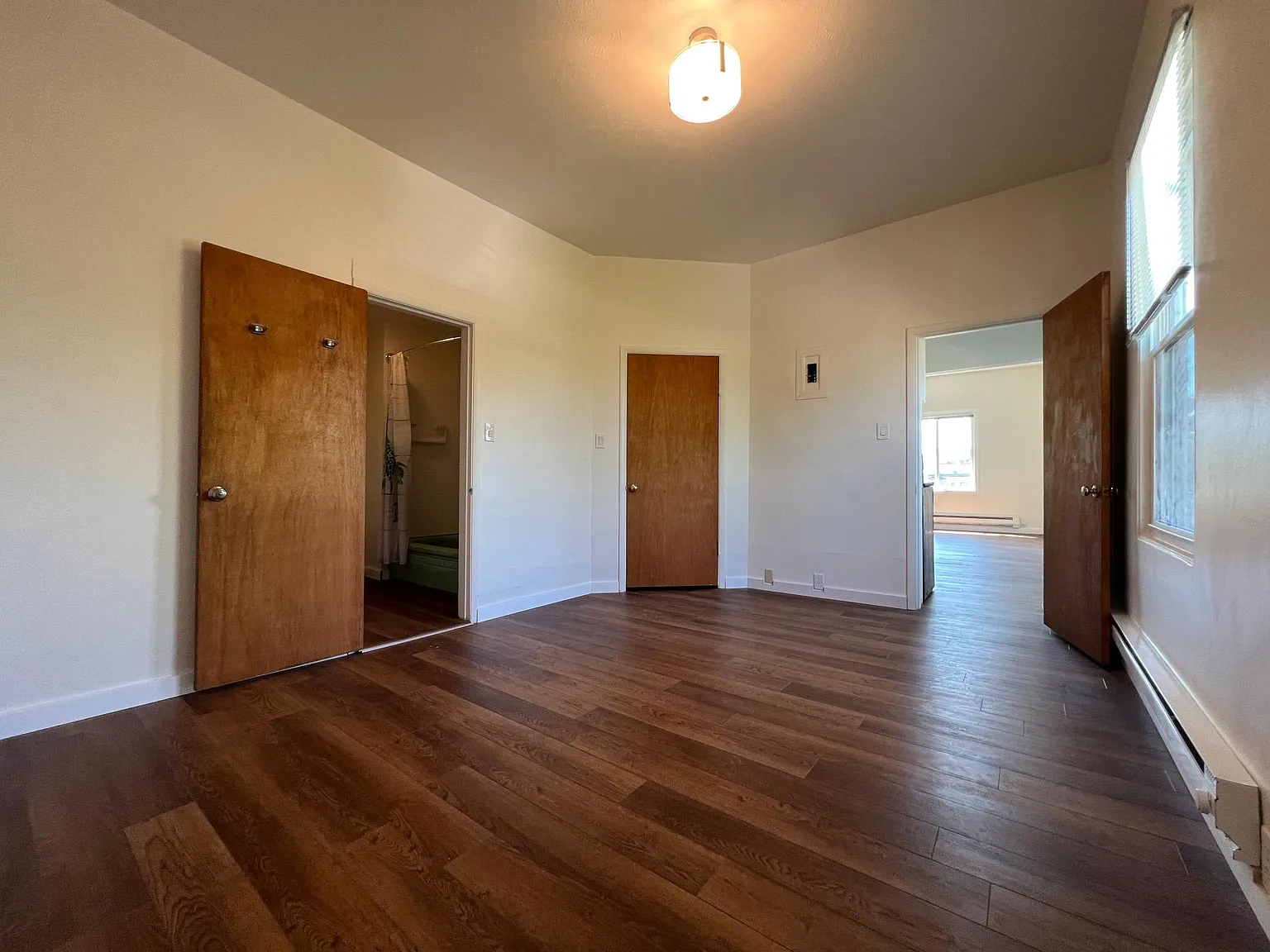 1 bed, 570 sqft, $1,800 — Photo 4