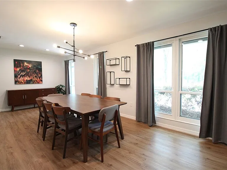 3745 SW 6th Pl — Photo 8