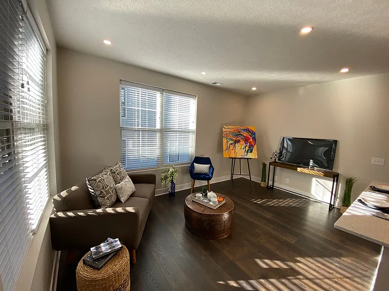 7630 Park Dr #214 — Photo 4