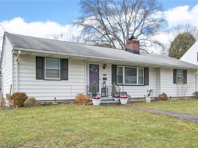 2504 17th St, Cuyahoga Falls, OH, 44223