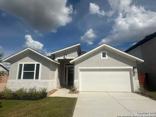 9346 Luke Path, San Antonio, TX 78254
