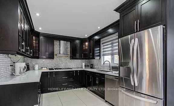 4th image of 50 Hyatt Dr