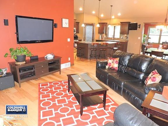 Spacious living room!