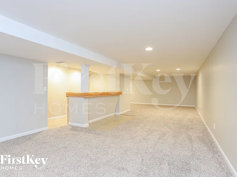 7235 Forestate Dr — Photo 13