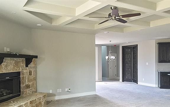 2nd image of 280 Kingsbury Ln