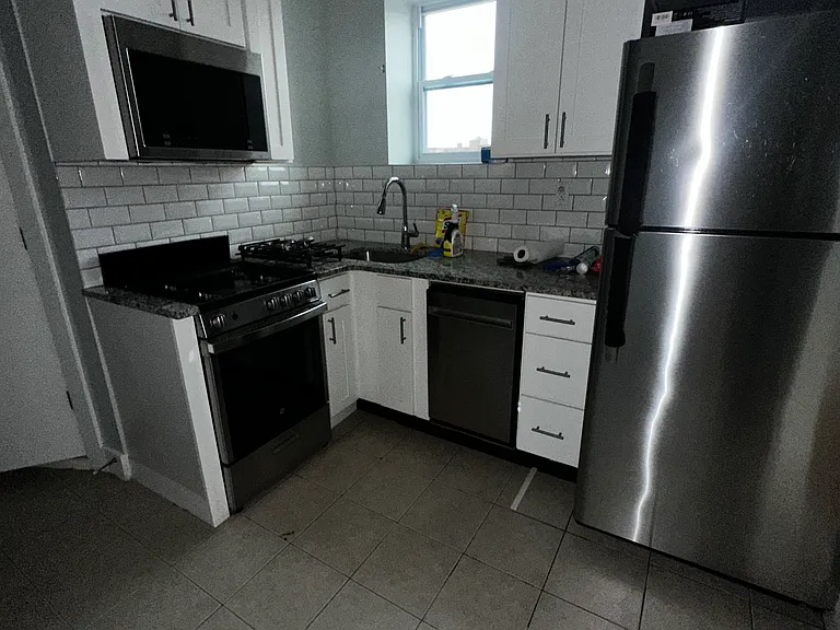 5309 Hudson Ave #39 — Photo 1