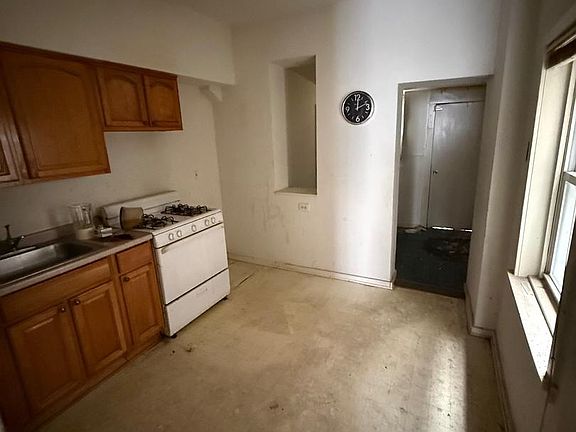5th image of 1903 Point Breeze Ave