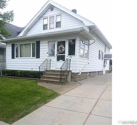 1st image of 149 N End Ave