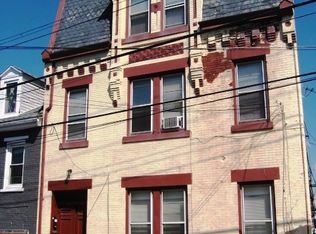 261 37th St #2, Pittsburgh, PA 15201