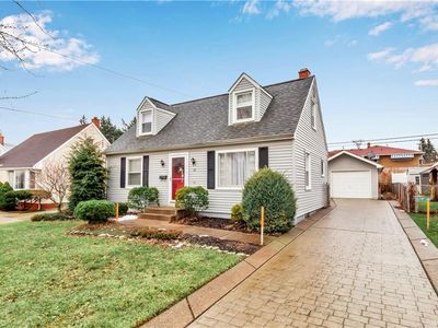 43 Freda Ave, Cheektowaga, NY, 14225