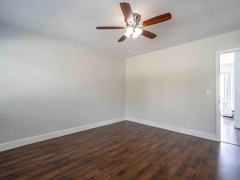 7927 East Dr #274 — Photo 22