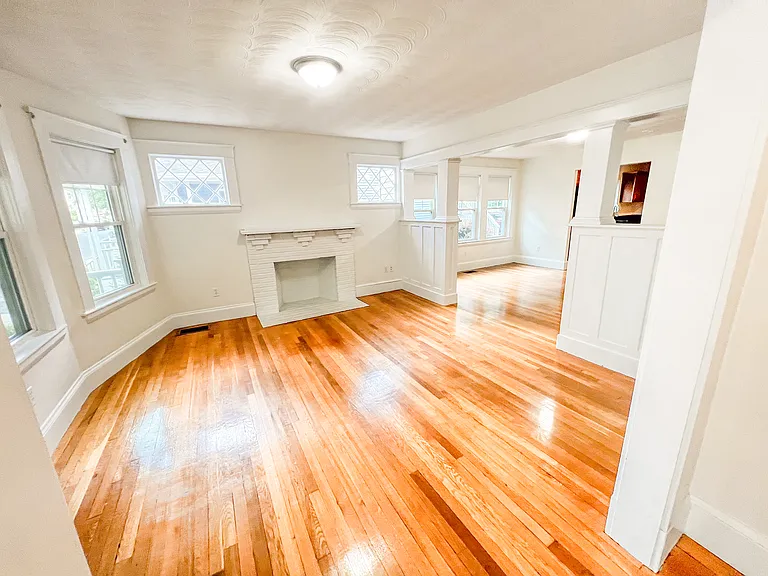 251 Brown St #2 — Photo 5