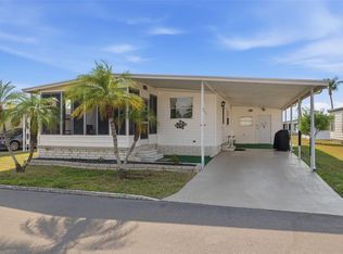 2107 Wailua Dr, Holiday, FL 34691
