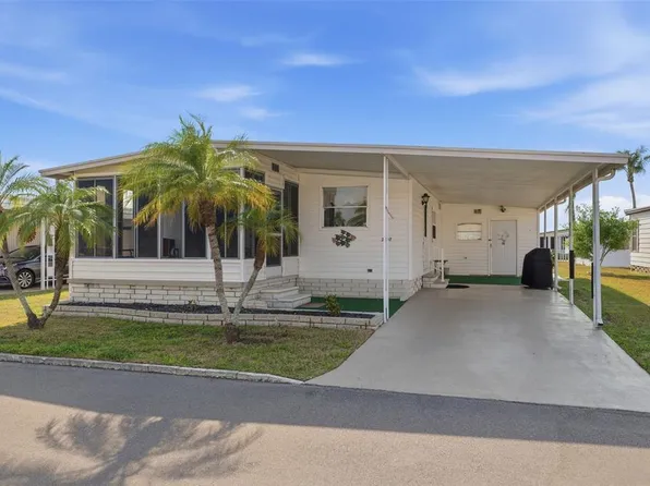 2107 Wailua Dr, Holiday, FL 34691