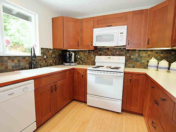 2nd image of 44617 SE 151st Pl