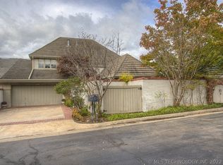 4814 S Yorktown Ct, Tulsa, OK 74105