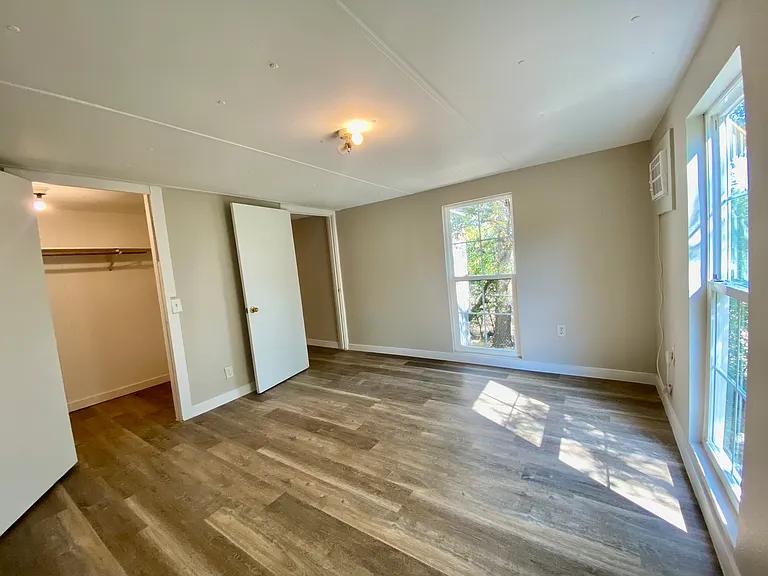 109 Harmons Way — Photo 22