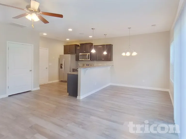 937 Dawsons Park Way — Photo 4