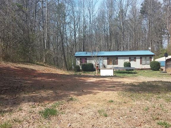 2nd image of 3363 Gillsville Hwy