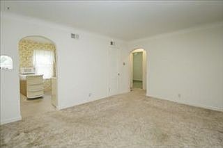 4th image of 2820 Fulford St
