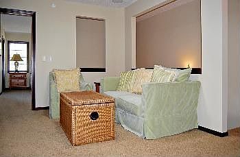 3rd image of 12437 Flanders Ct NE Unit E