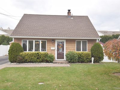 529 Lombard Street, North Babylon, NY, 11703