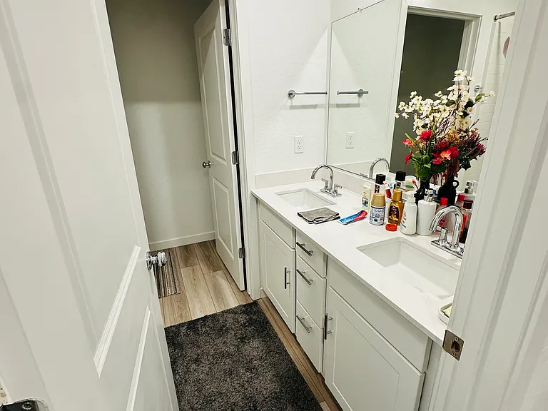 6317 W Willis Ave — Photo 5