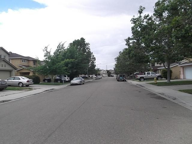 2nd image of 4811 Bayside Way