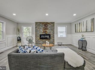 9 Harrington Cir, Willingboro, NJ 08046
