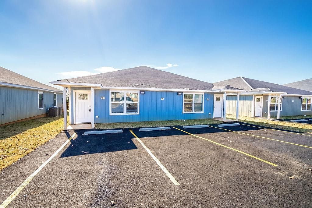 1305 Dolph St, Nacogdoches, TX 75961 MLS 22400014 Zillow