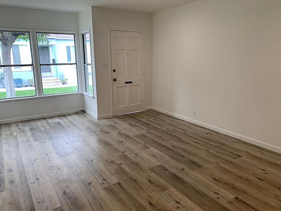 2nd image of 1329 N Buena Vista St #B