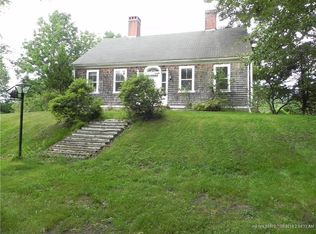 32 Elm St, Machias, ME 04654