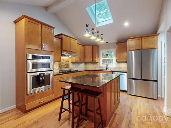 707 Knollwood Ct, Rock Hill, SC 29732