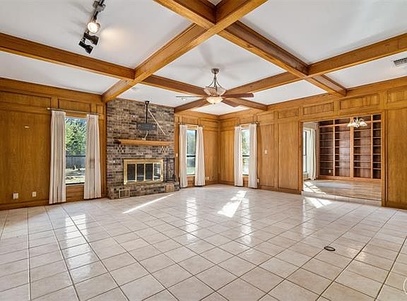 5th image of 6 Creekwood Cir