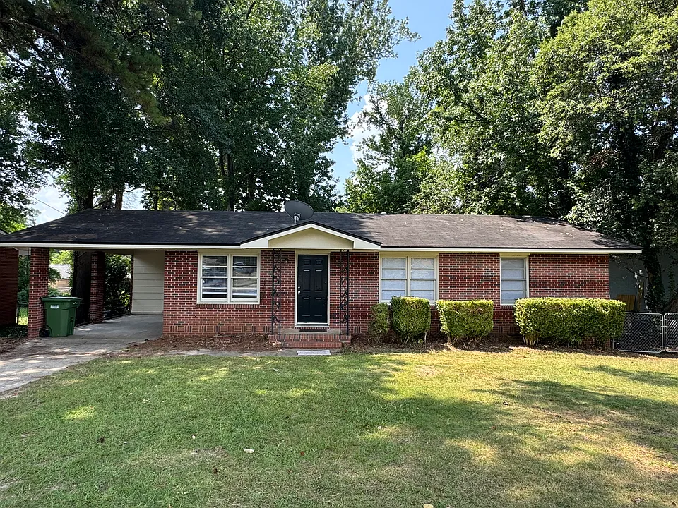 3758 Meadowlark Dr