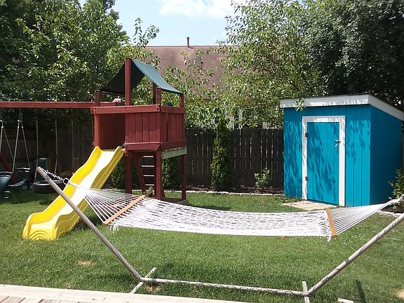 5th image of 1085 Blackburn Dr