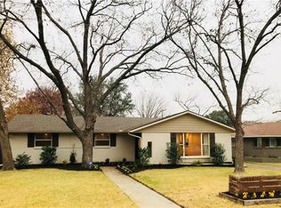 10111 Rockmoor Dr, Dallas, TX 75229