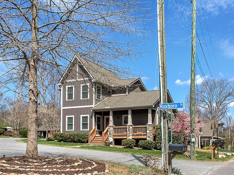 23 Roxboro Dr — Photo 27