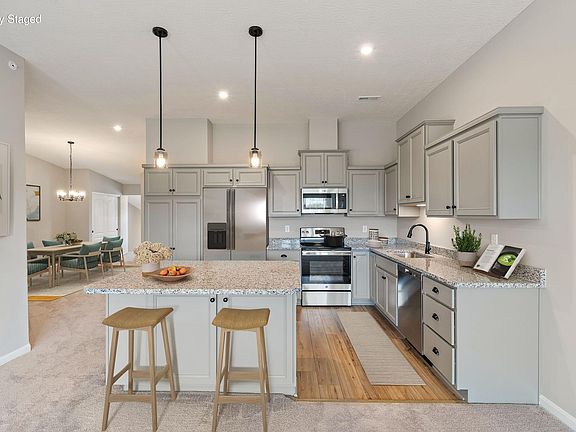 4th image of 7765 Devonshire Dr #34-303