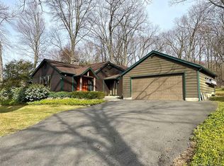 903 Candlewood Lake Rd S, New Milford, CT 06776