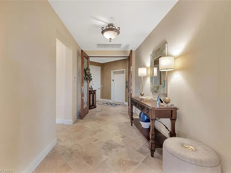 2543 Marquesa Royale Ln #Penthouse 301 — Photo 10